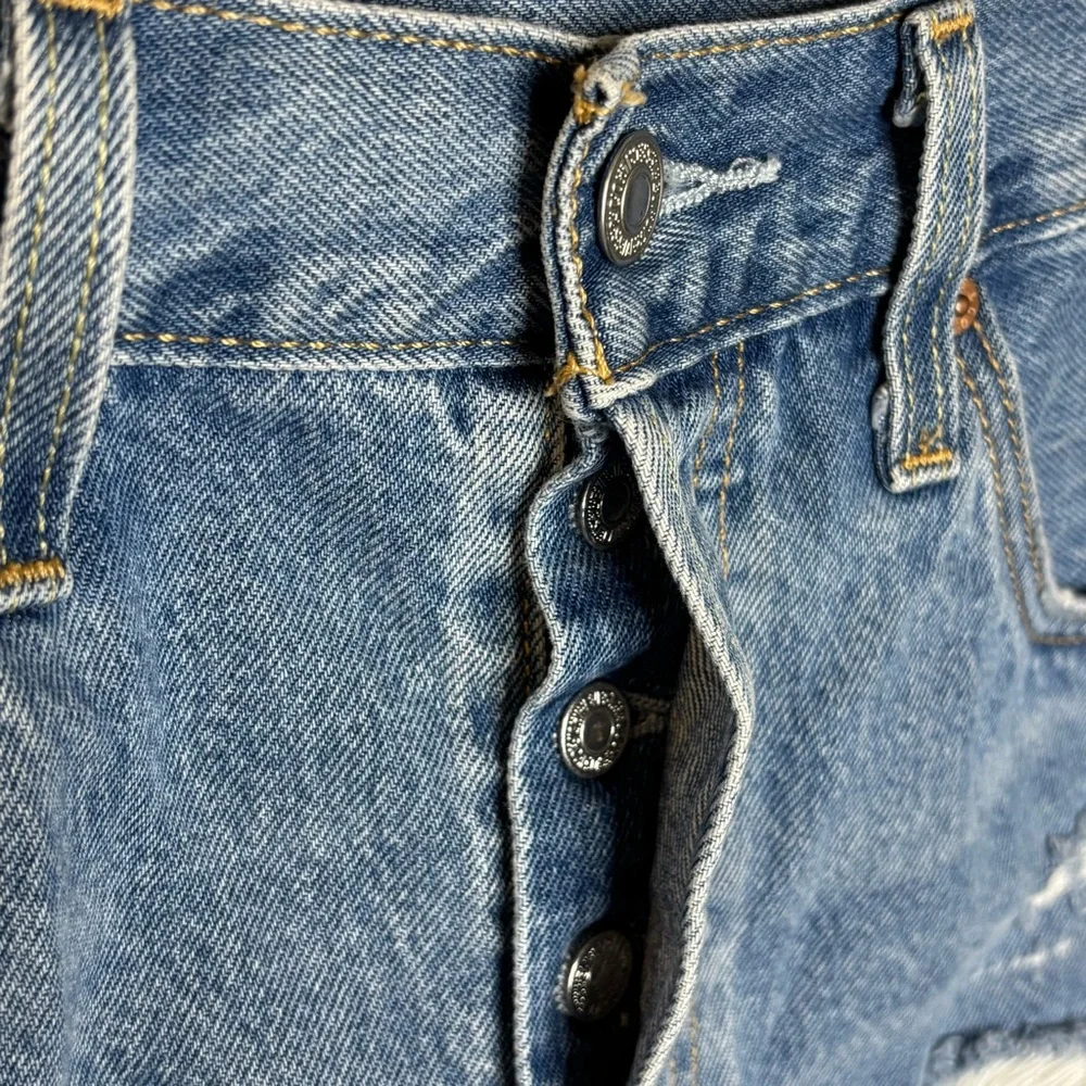 Levis 501 Vintage Denim Shorts Frayed Hem High Waist Button Fly Distressed 30